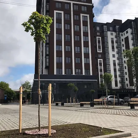 Чудова Квартира В Центрі Міста Rivne Exterior photo