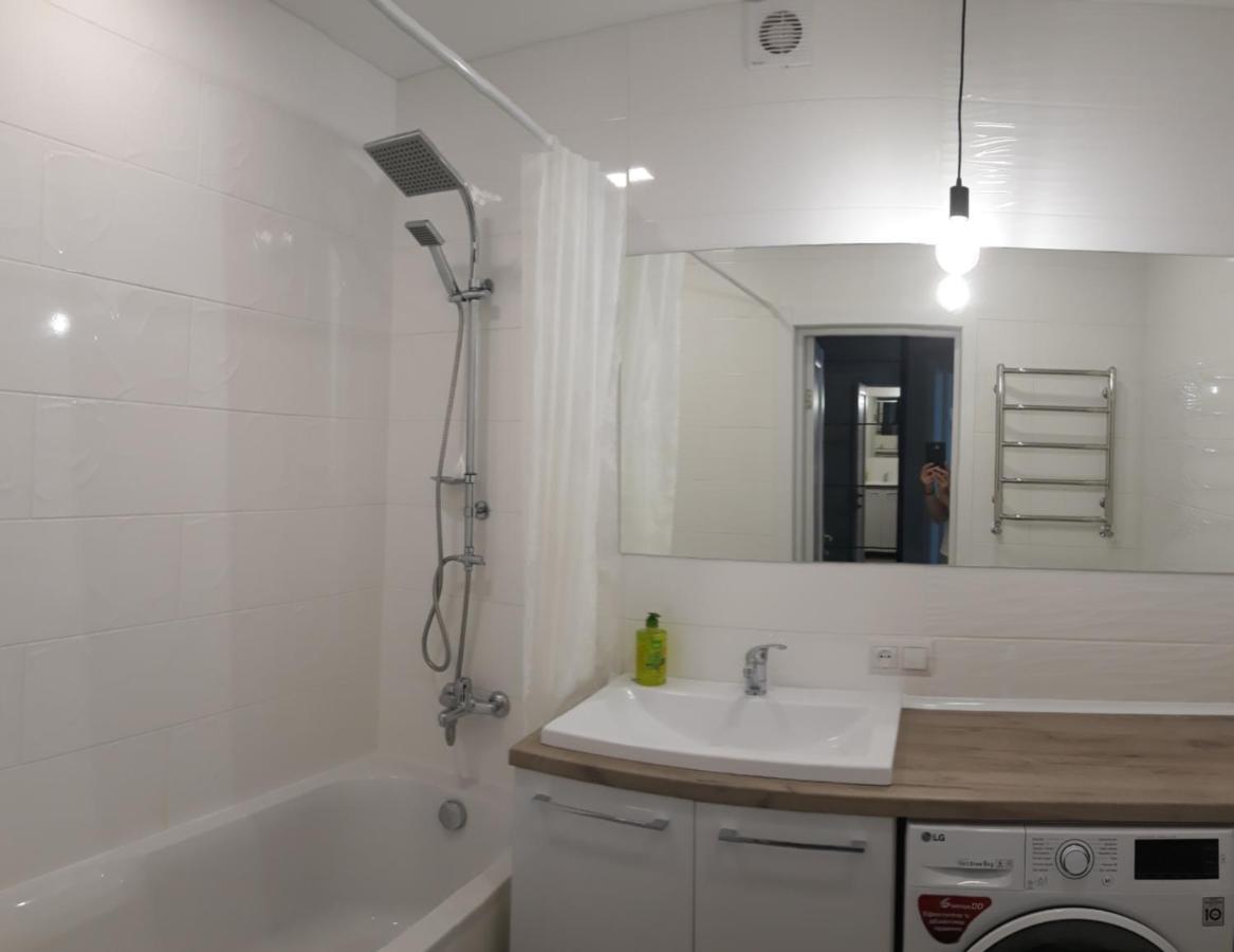 чудова в центрі міста Apartment Rivne